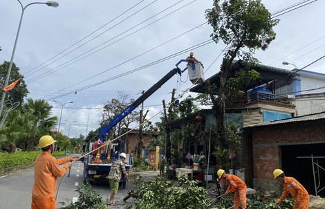 Tổng công ty Điện lực miền Trung tập trung toàn lực, khẩn trương ứng phó bão Noru