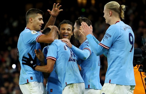 Ngược dòng ngoạn mục, Man City hạ Tottenham bằng mưa bàn thắng