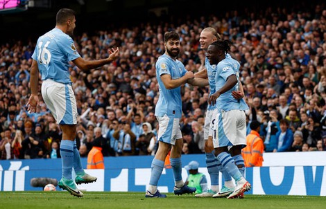 Man City mơ hat-trick
