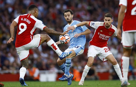 HLV Guardiola sau trận thua Arsenal: Thua liền 2 trận chưa phải quá tệ với Man City