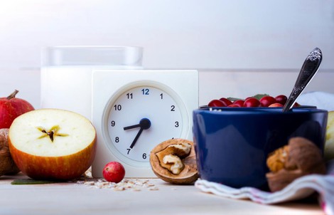 Giảm cân, hết mất ngủ nhờ... ăn sáng trễ?
