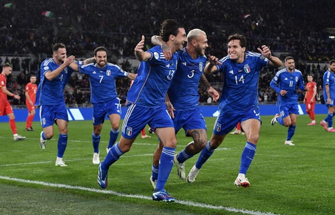 Thắng Bắc Macedonia ở trận cầu 7 bàn, Ý bùng nổ chờ vé dự EURO 2024