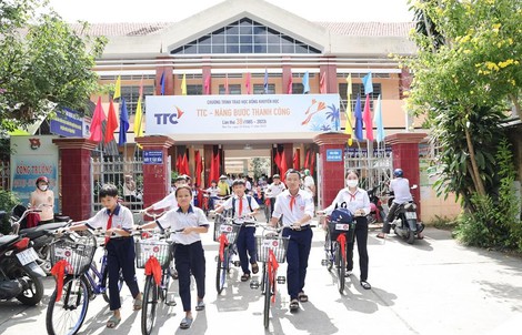 Trao học bổng “TTC - Nâng bước thành công” lần thứ 38 năm 2023