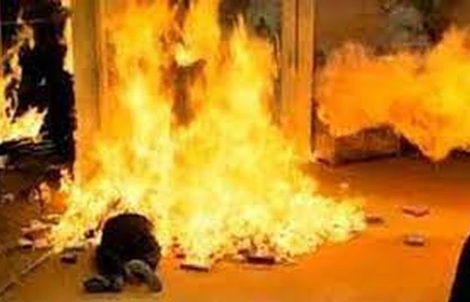 Mập mờ thông tin thai phụ gần sinh bị chồng đổ xăng đốt