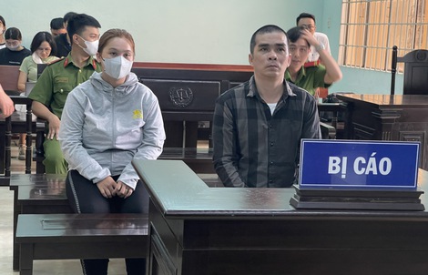 Diễn biến mới nhất vụ án nghi ép bé 3 tuổi hút ma túy