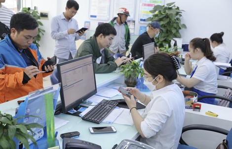 Bác bỏ thông tin khóa dịch vụ 2 chiều và thu hồi sim chưa chuẩn hóa thông tin