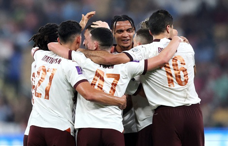 FIFA cấm 3 ngôi sao Man City tham dự chung kết Club World Cup