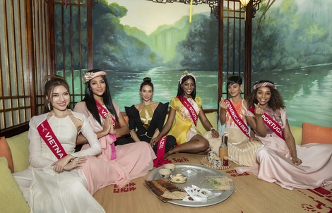 Người đẹp Miss Charm 2023 thích thú với bánh xèo, thịt đông, phở Việt