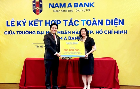 NAM A BANK hợp tác toàn diện cùng Đại học Ngân Hàng TP HCM