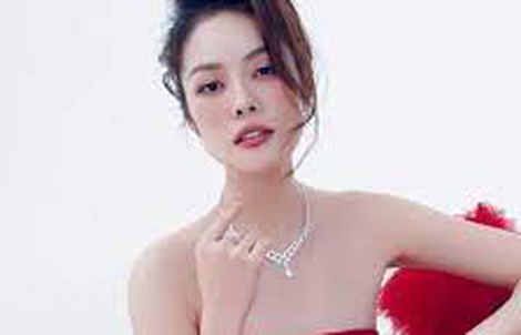 Dương Cẩm Lynh phân trần vì sao "nợ bạc tỉ vẫn xài hàng hiệu"?