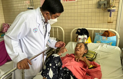 NHỮNG ĐÔI TAY VÀNG của NGÀNH Y (*): Mang lại niềm vui, sự hạnh phúc