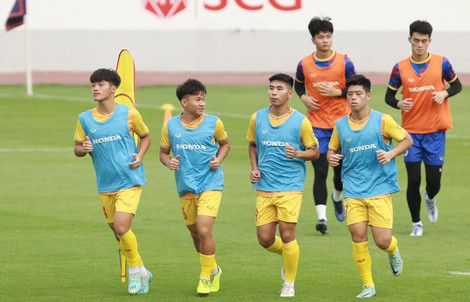 U22 Việt Nam giải bài toán hàng công