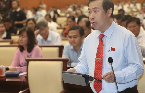 "TP HCM nhiều sông nhưng trống đò"