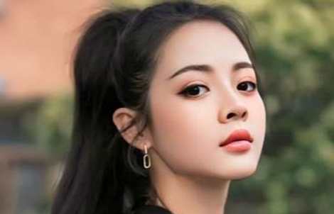 Nữ Idol tài năng với thu nhập rất cao trên TikTok Live