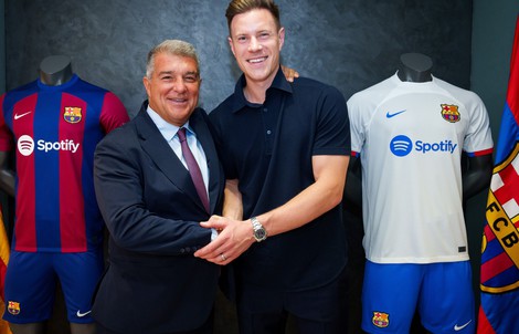 Thủ môn Stegen "cứu thua"... 6 triệu Euro cho Barcelona