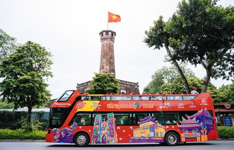 City Sightseeing miễn phí 3.000 vé xe buýt 2 tầng cho du khách dịp Quốc khánh 2-9