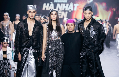 "Extra men show 2" quá "đỉnh" với dàn mẫu catwalk