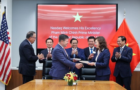 NASDAQ và Ủy ban Chứng khoán Nhà nước ký kết hợp tác