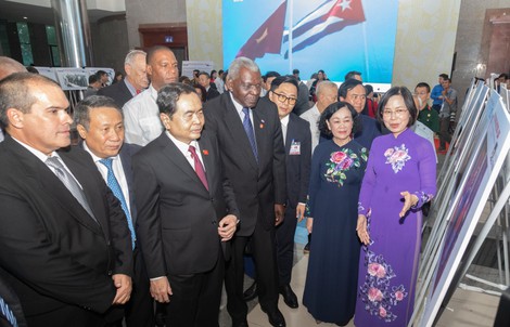 Kỷ niệm 50 năm chủ tịch Fidel Castro đến thăm vùng giải phóng miền Nam Việt Nam