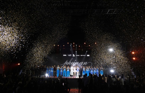 Sao Việt "choáng" với showcase Hoàng Mỹ An