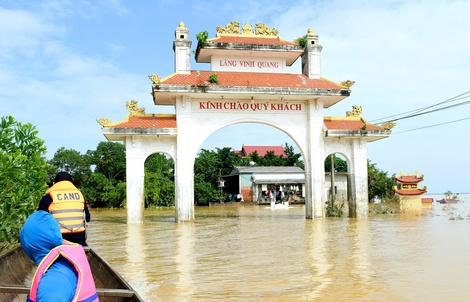 Quảng Bình: Mưa lũ gây thiệt hại 500 tỉ đồng, 14 người thương vong