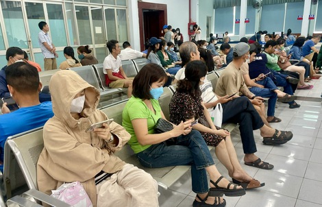 Nhiều chính sách giảm giá vé tàu Tết 2025