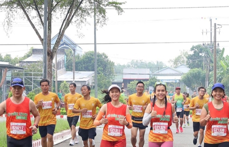 10.000 vận động viên tham gia Giải Marathon Đất Sen hồng