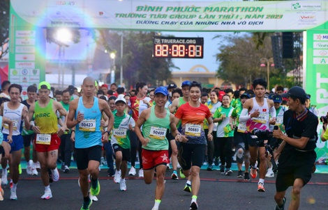 Hoa hậu Bảo Ngọc cùng 10.000 runner dự giải Marathon Bình Phước 2024