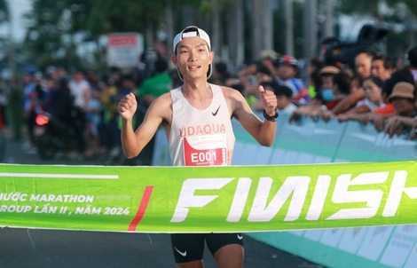 Hoàng Nguyên Thanh lần thứ nhì vô địch Giải Marathon Bình Phước