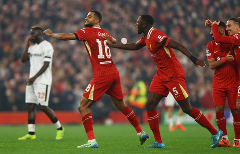 Thắng đậm Leverkusen, Liverpool lên ngôi đầu bảng Champions League