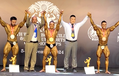 Thể hình Việt Nam bảo vệ thành công 8 ngôi vô địch thế giới