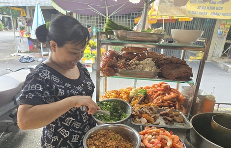 Nhiều chủ quán ở TP HCM đau đầu với những khách hàng "tánh kỳ"
