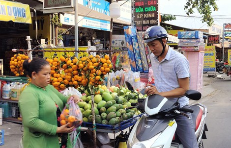 Không có thưởng, lao động tự do chật vật lo Tết