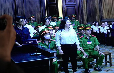 Bà Phương Hằng muốn vắng mặt tại phiên xét xử bà Hàn Ni