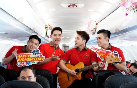 “Tan chảy” trước bản hòa ca Magic Flight của phi hành đoàn Vietjet trong ngày 8-3