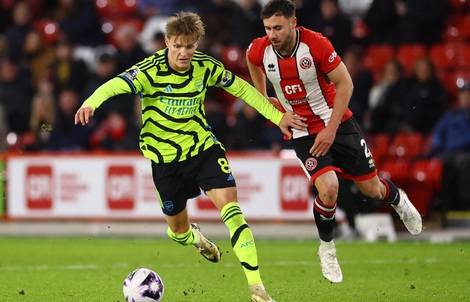 Arsenal "vùi dập" Sheffield United, đua kỷ lục xé lưới sân cỏ Anh