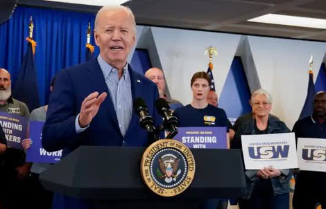 Tổng thống Joe Biden khơi thêm căng thẳng với Trung Quốc