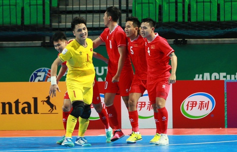 Tuyển futsal Việt Nam 1-0 Uzbekistan: Thịnh Phát lập công