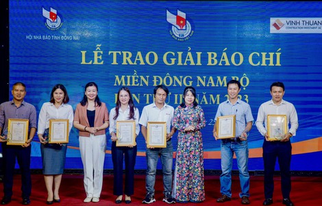 Báo Người Lao Động đoạt giải 3 báo chí miền Đông Nam Bộ lần thứ II