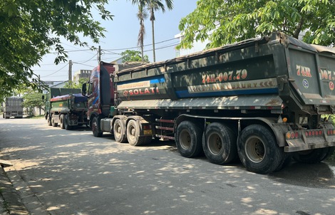 CSGT Thừa Thiên - Huế: "Không có ngoại lệ" trong việc xử lý xe chở quá tải