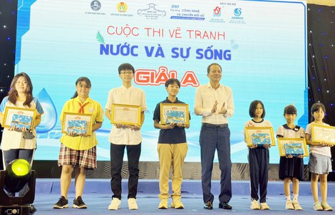 SAWACO: Trao giải thi vẽ tranh “Nước và sự sống”