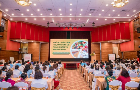 Acecook Việt Nam tiếp tục đồng hành tổ chức chuỗi hội thảo chuyên đề “An toàn thực phẩm và dinh dưỡng đúng cách”