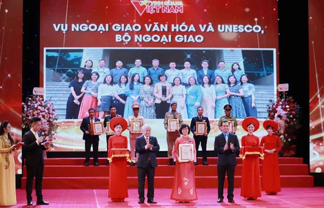 Tôn vinh 20 tập thể, cá nhân trong Chương trình Vinh quang Việt Nam năm 2024