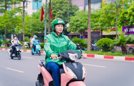 Giám đốc mê chạy Grab, tuyển dụng luôn hành khách làm trợ lý