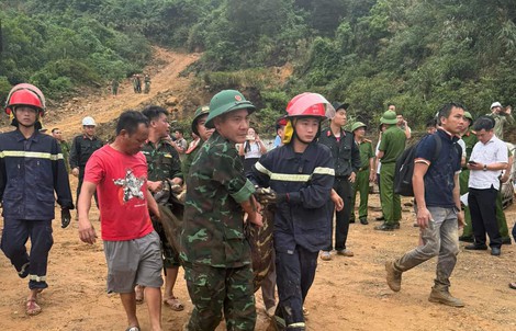 Sạt lở nghiêm trọng ở Hà Tĩnh, 7 công nhân thương vong 