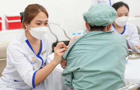 Hưởng ứng Tháng Công nhân, VNVC tặng 10.000 liều vắc-xin uốn ván miễn phí