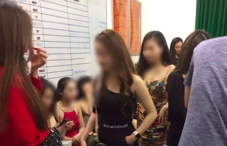 Quán bar Phương Lâm bán ma tuý công khai cho các dân chơi