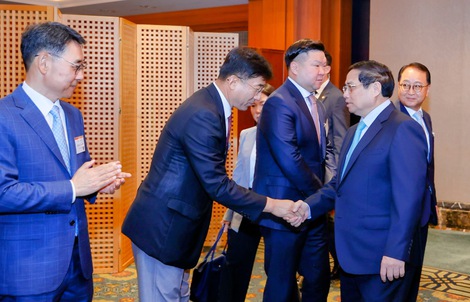 Thủ tướng làm việc với lãnh đạo các tập đoàn hàng đầu Hàn Quốc