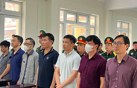 Vụ Việt Á: Phan Quốc Việt cùng nhóm cựu sĩ quan Học viện Quân y được giảm án
