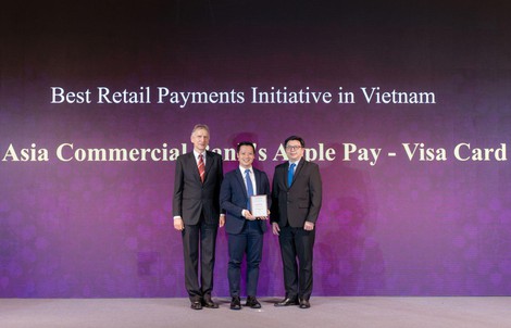 ACB nhận giải thưởng ngân hàng ứng dụng công nghệ thanh toán Apple Pay tốt nhất